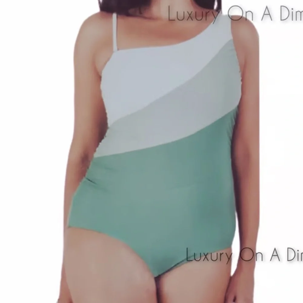 Carole Hochman Plus Size Womens One Piece Beach Cruise Swimsuit XXLarge‎